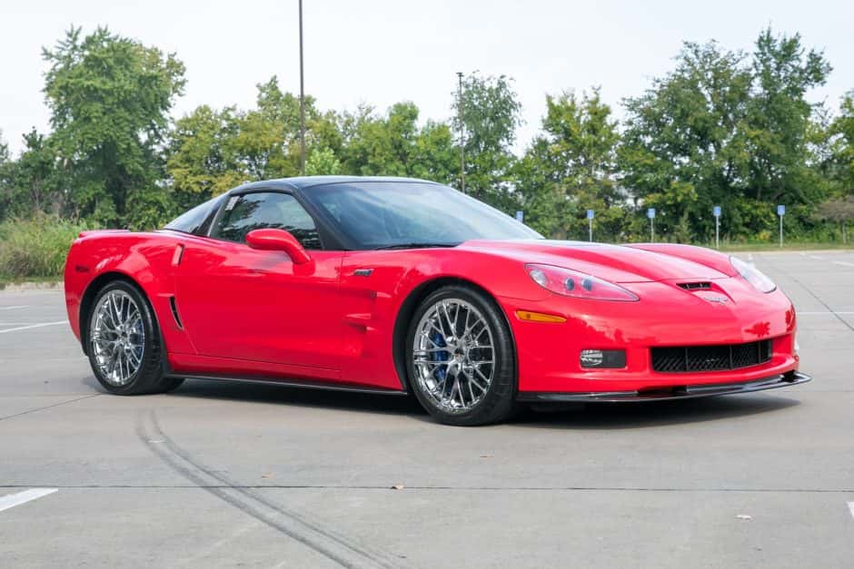 2010 Chevrolet Corvette C6 sold for $121,000