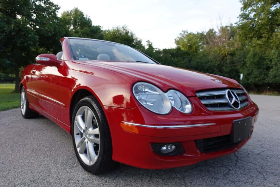 2007 Mercedes-Benz CLK-Class sold for $11,000