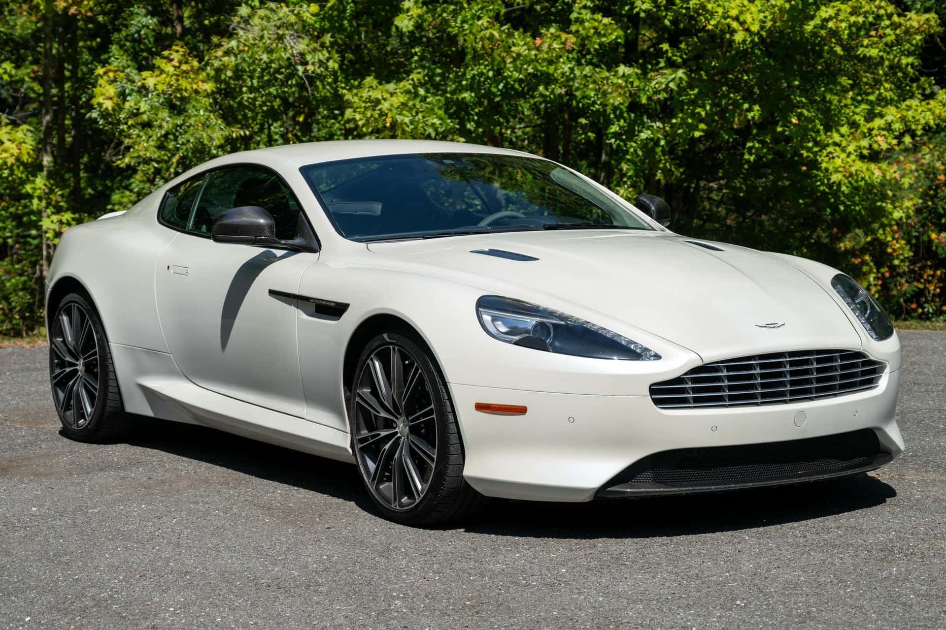 2015 Aston Martin DB9 sold for $51,500