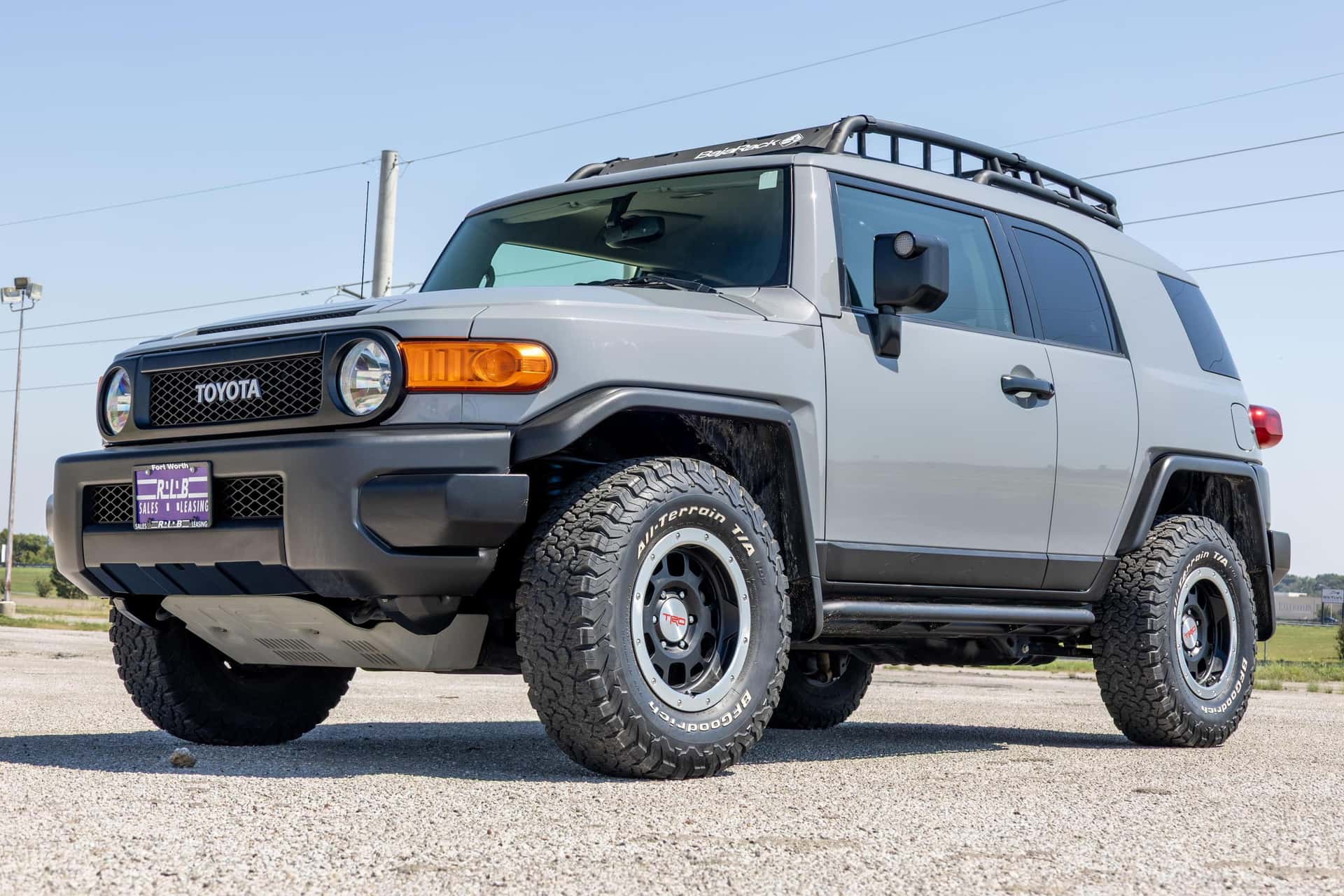 2013 Toyota FJ Cruiser sold for $38,000
