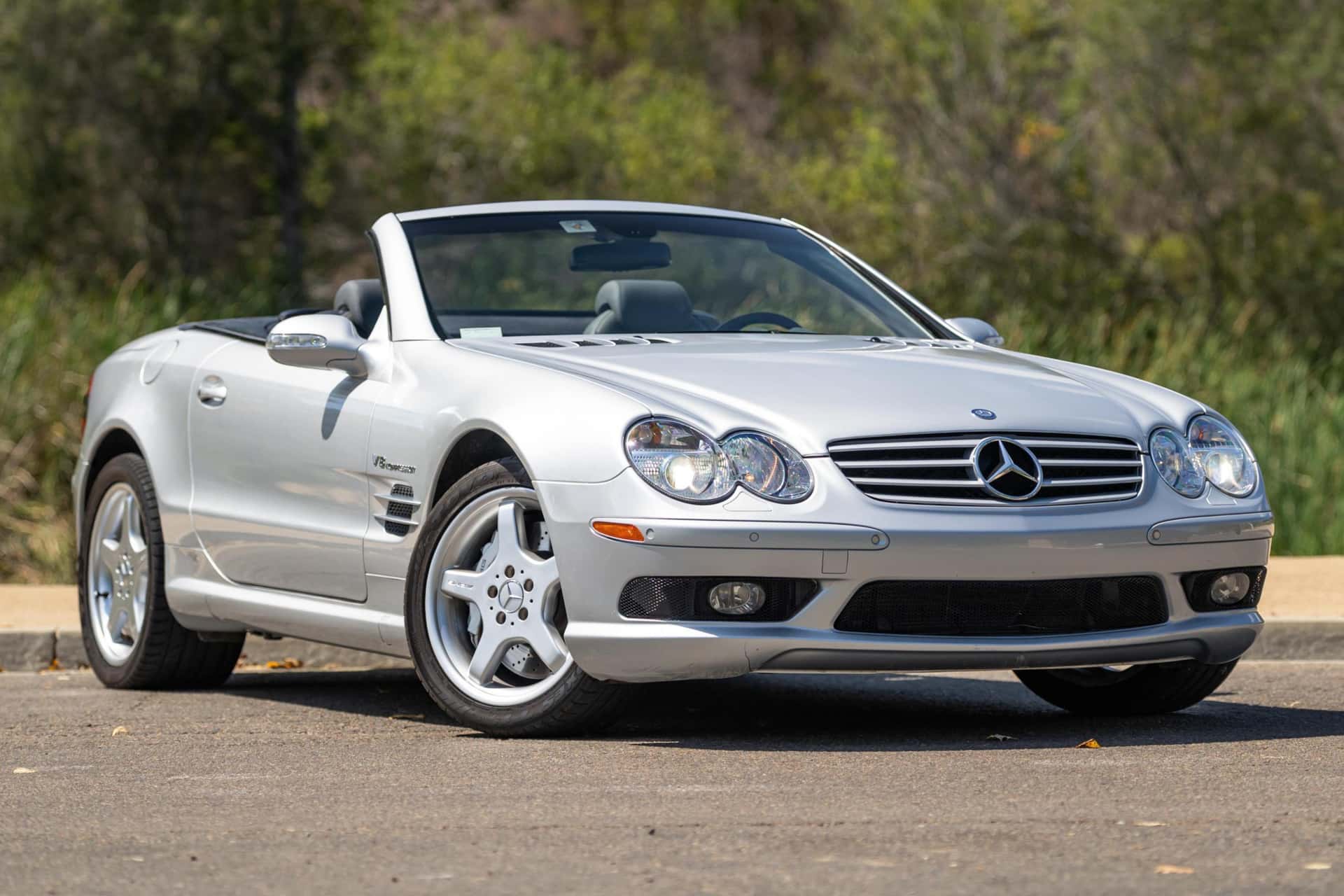 2023 Mercedes-Benz R230 SL sold for $26,250