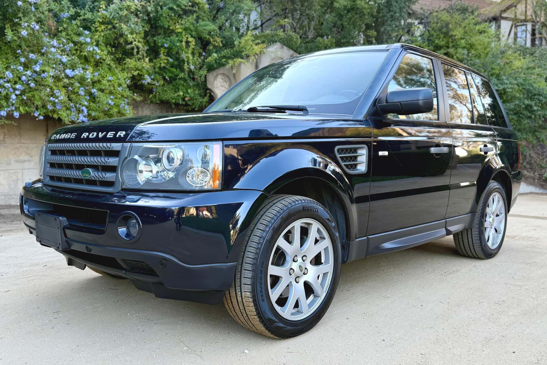 2009 Land Rover Range Rover Sport sold for $4,700