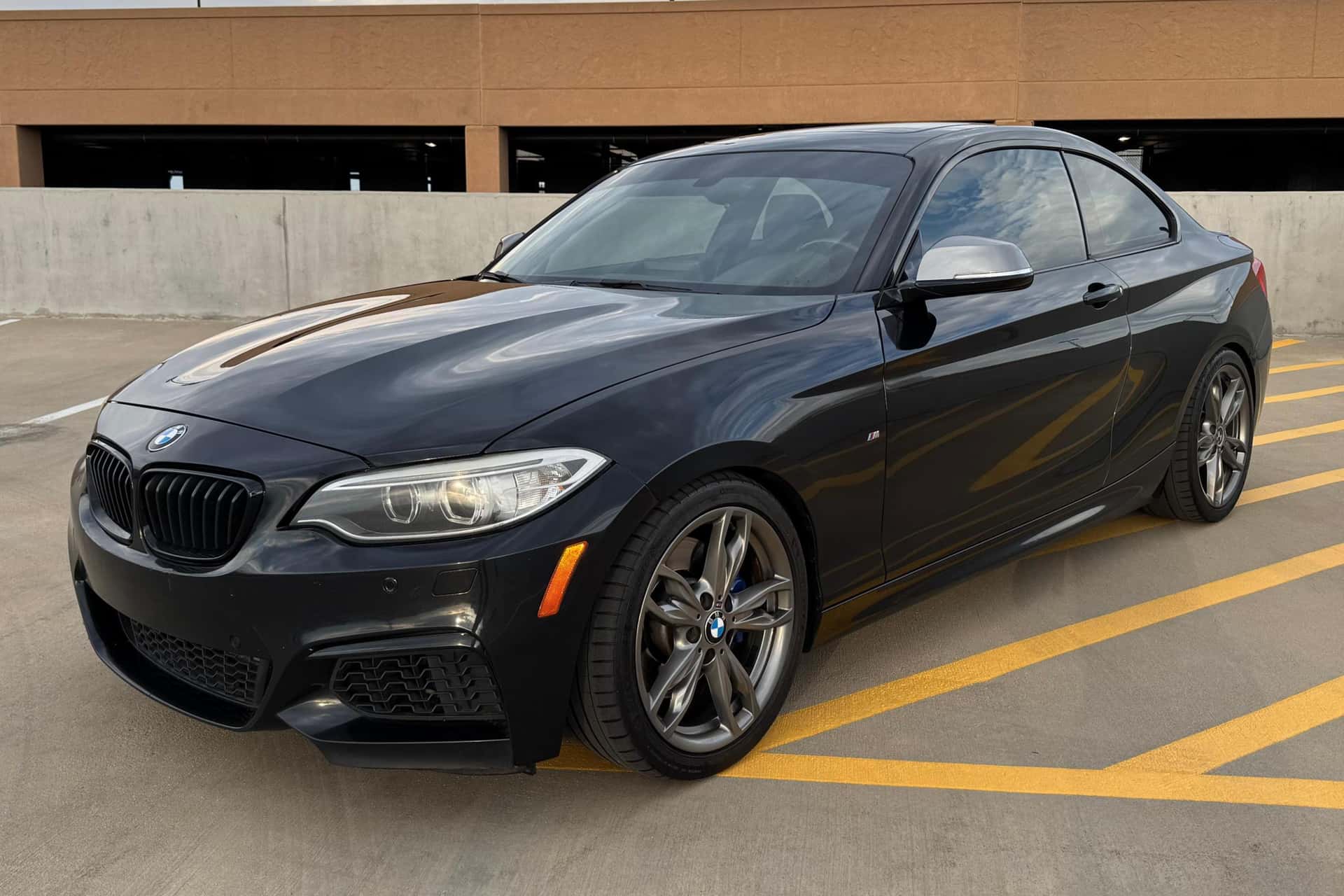 2014 BMW 2 Series sold for $13,400