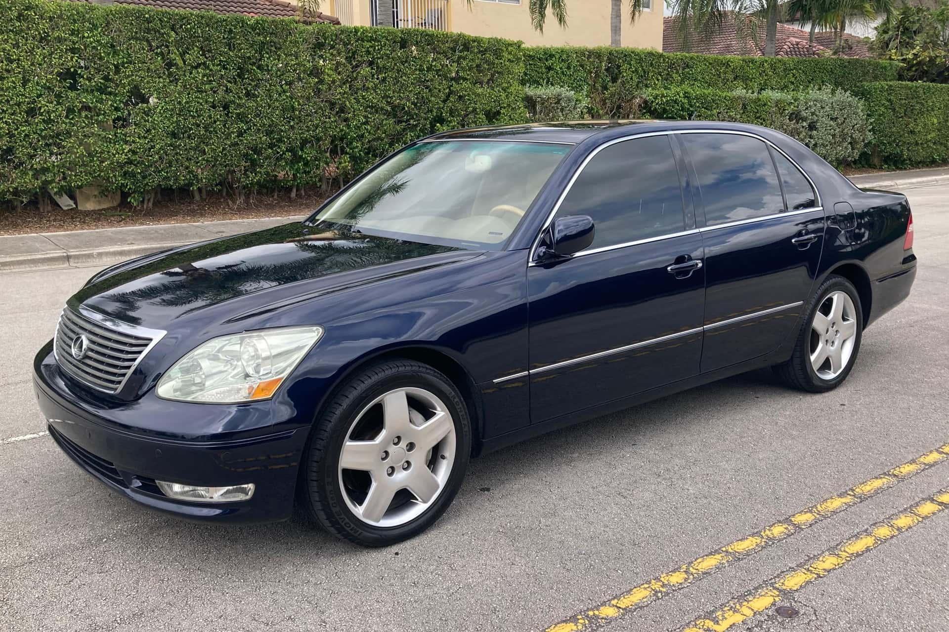 2006 Lexus LS sold for $8,600