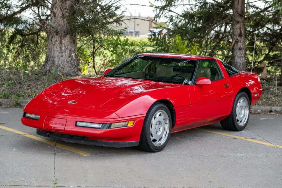 1992 Chevrolet Corvette C4 Coupe (1992-1996) sold for $12,000