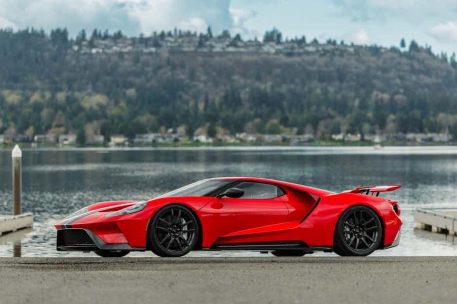 2022 Ford GT 2nd Generation sold for $865,000