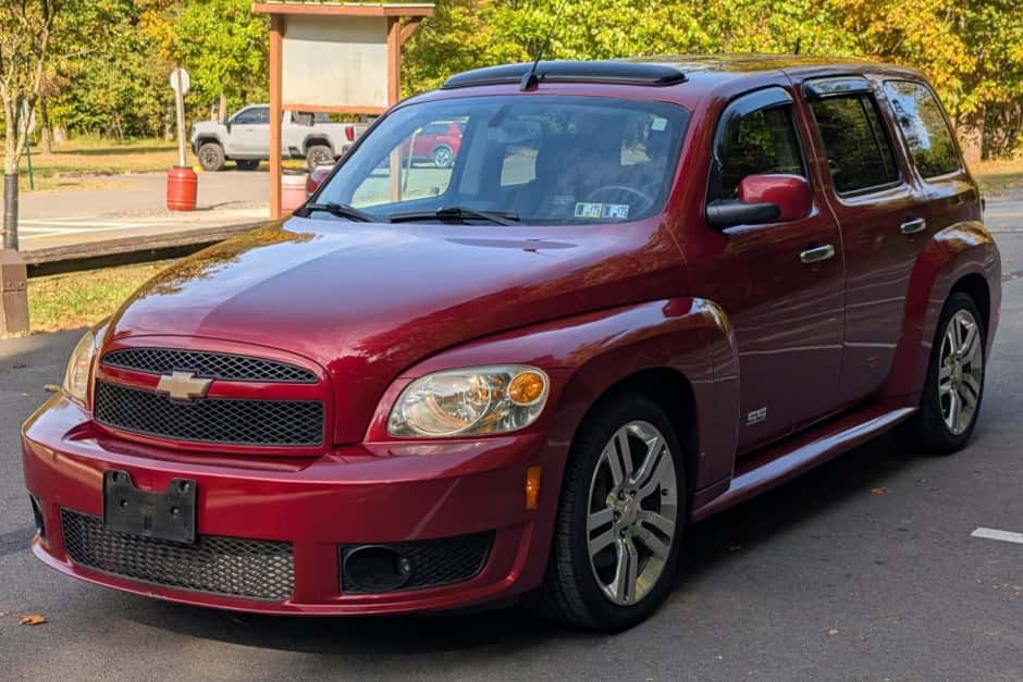 2010 Chevrolet HHR sold for $9,200