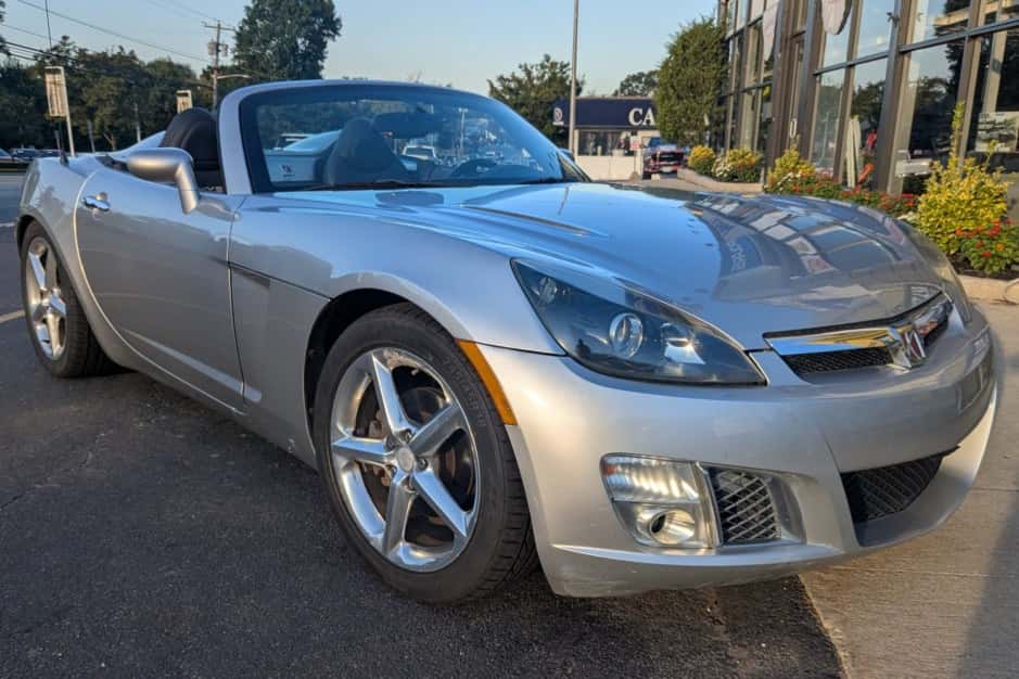 2007 Saturn Sky sold for $7,700