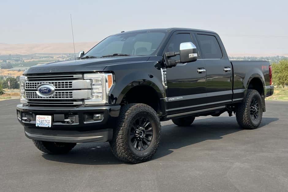 2018 Ford Super Duty 2017-2022 sold for $58,000