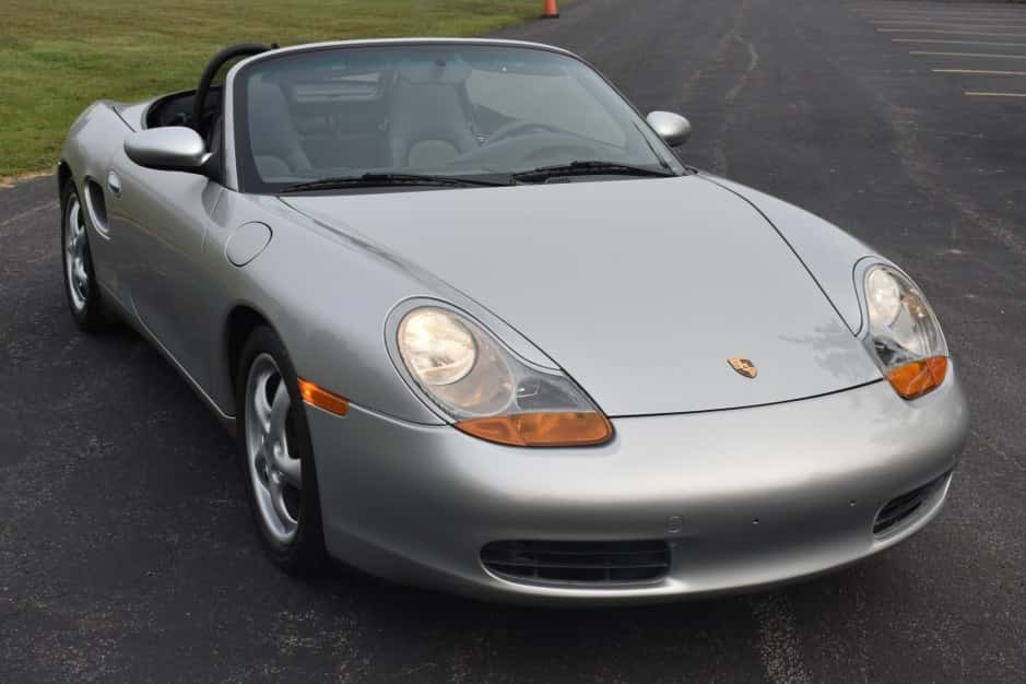 1997 Porsche 986 Boxster sold for $17,001
