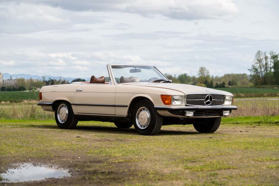 1972 Mercedes-Benz R107 SL sold for $8,500