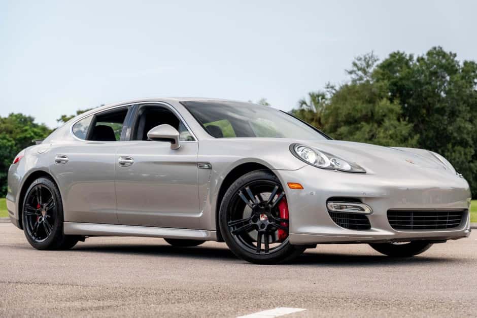 2010 Porsche Panamera sold for $37,000
