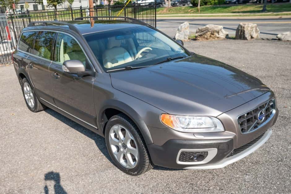 2011 Volvo XC70 sold for $20,000