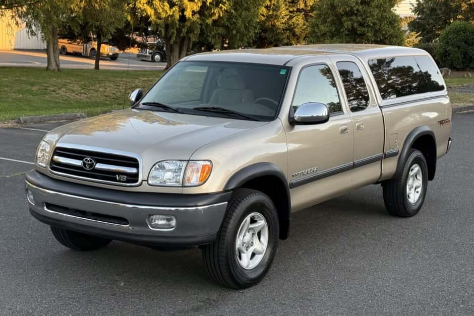 2002 Toyota Tundra (XK30/XK40 2000-2006) sold for $23,000