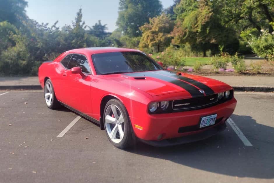 2010 Dodge Challenger SRT8 & 392 sold for $16,500