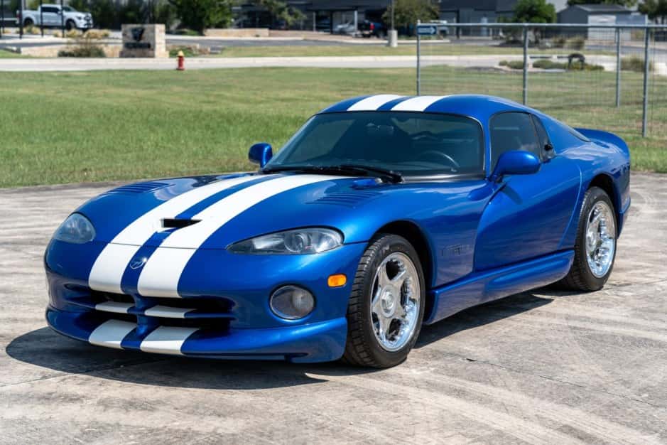 1996 Dodge Viper SR II (1996-2002) sold for $82,500