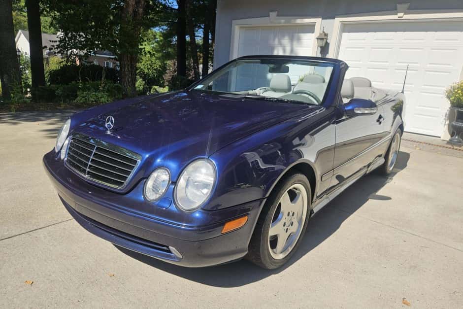 2000 Mercedes-Benz CLK-Class sold for $14,440