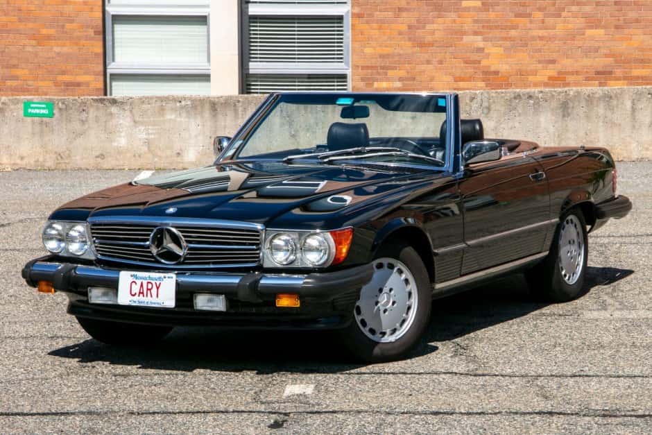 1989 Mercedes-Benz R107 SL sold for $21,500