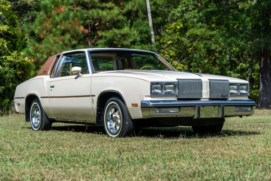 1980 Oldsmobile Cutlass sold for $11,500