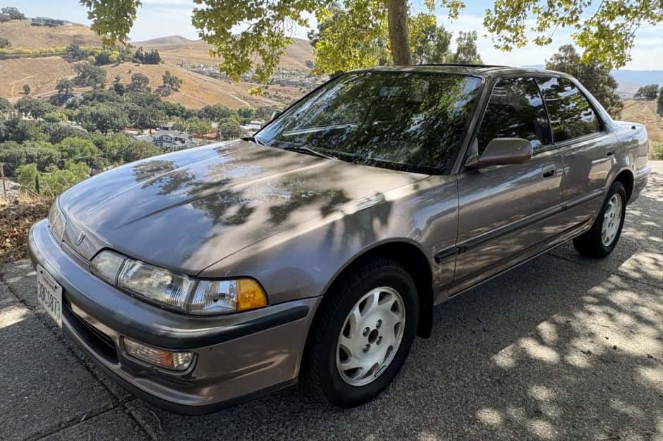 1992 Acura Integra sold for $4,200