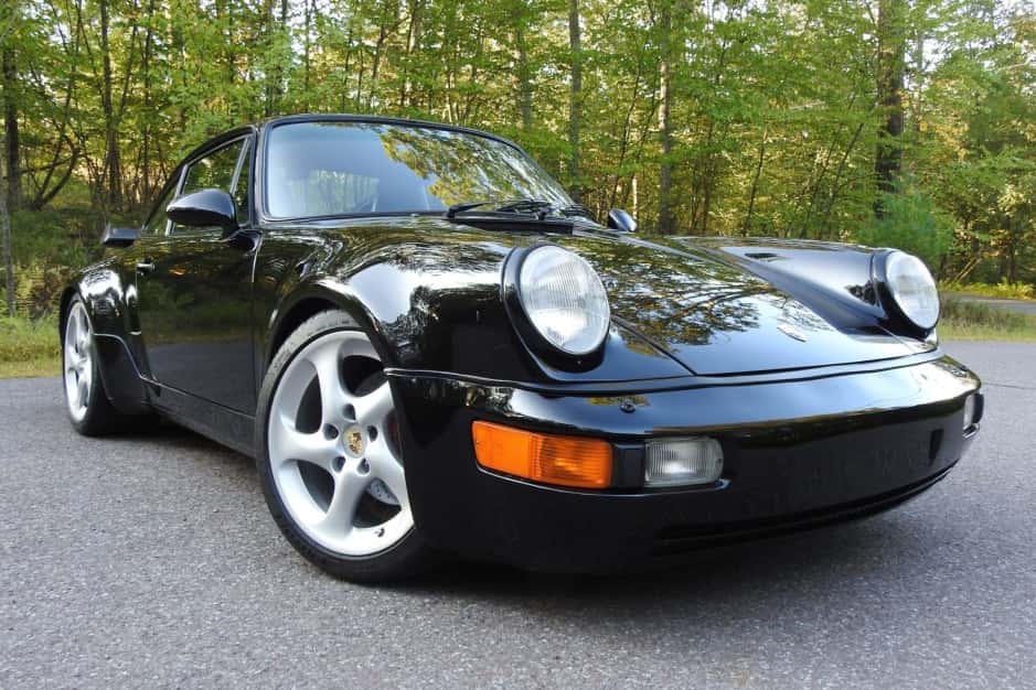 1986 Porsche 930 Turbo sold for $117,500