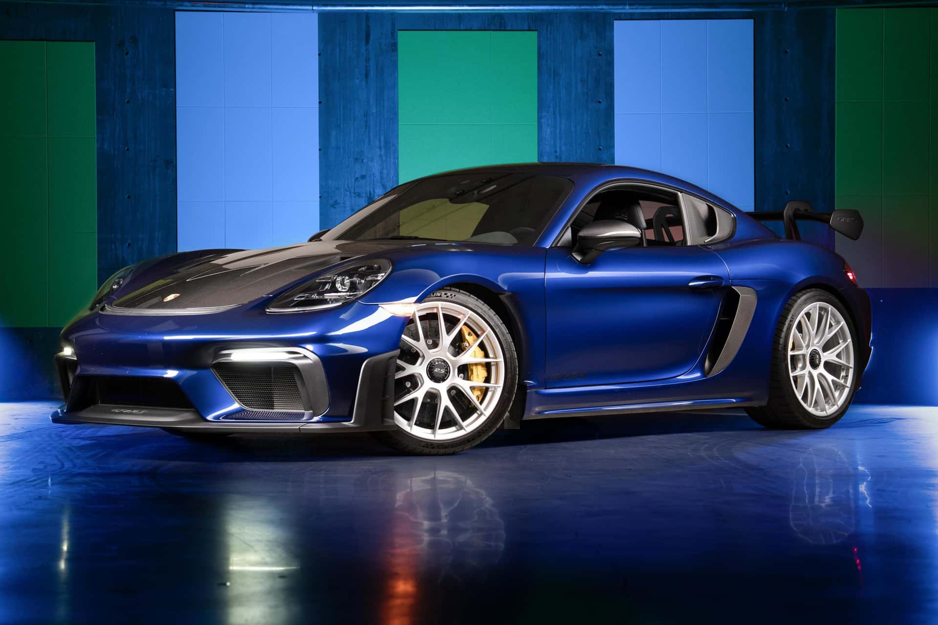 2023 Porsche 718 Cayman sold for $187,000