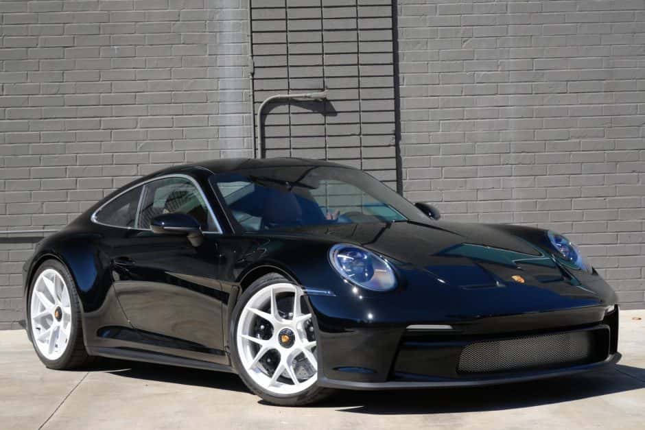 2024 Porsche 992 911 (Non-Turbo/GT2/GT3) sold for $640,000