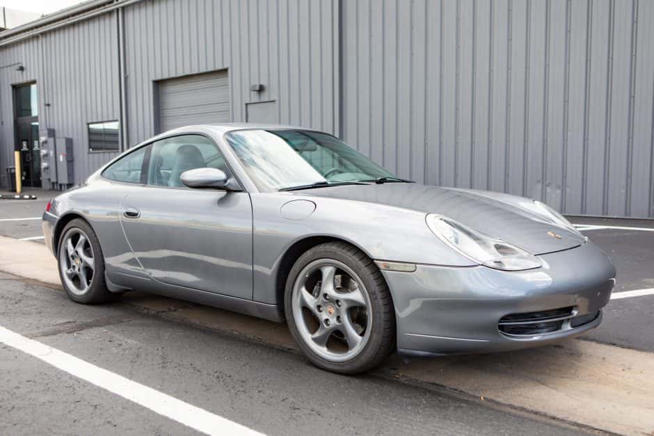 2001 Porsche 996 911 (Non-Turbo/GT2/GT3) sold for $26,000
