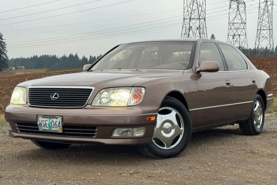 1999 Lexus LS Sedan sold for $6,000