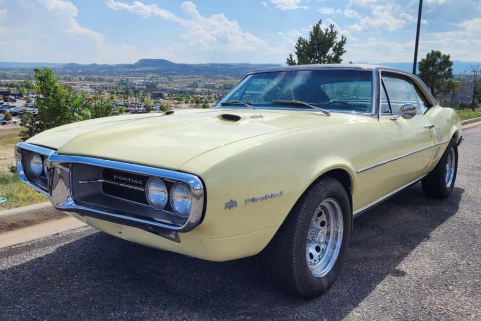 1967 Pontiac Firebird (1967-1969) sold for $22,000