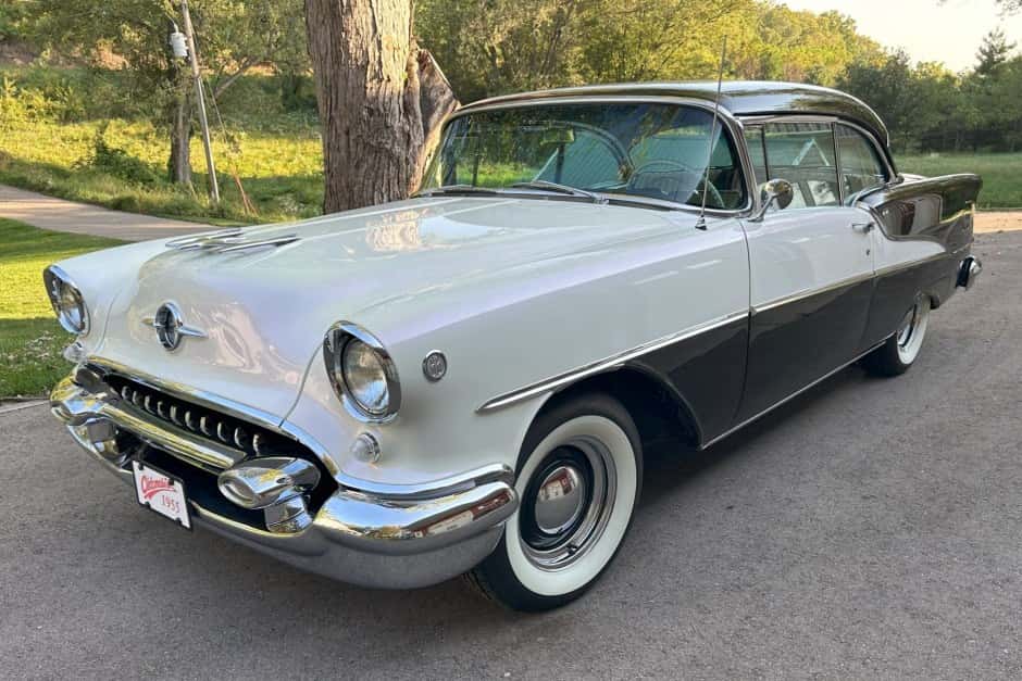 1955 Oldsmobile 88 sold for $15,750
