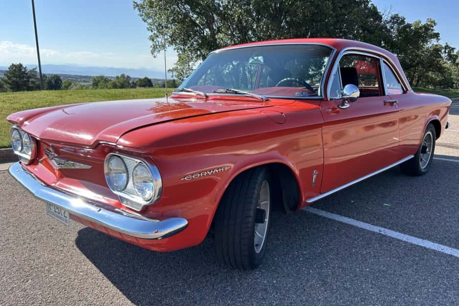 1960 Chevrolet Corvair (1960-1964) sold for $7,500