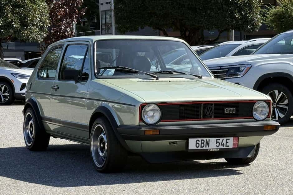 1980 Volkswagen GTI Mk1 sold for $18,000