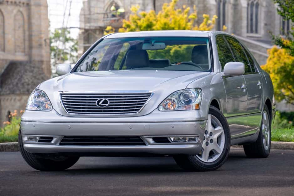2005 Lexus LS Sedan sold for $20,000
