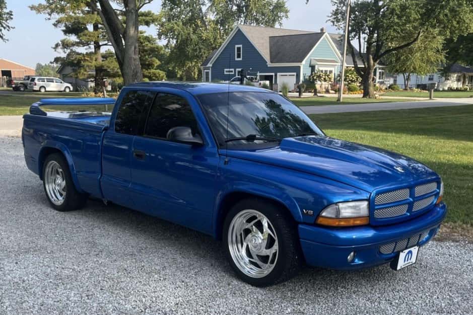 2000 Dodge Dakota (1997-2004) sold for $11,250