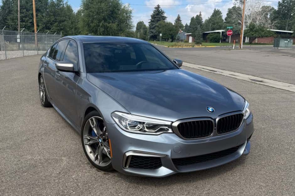 2018 BMW G30 5-Series sold for $25,505