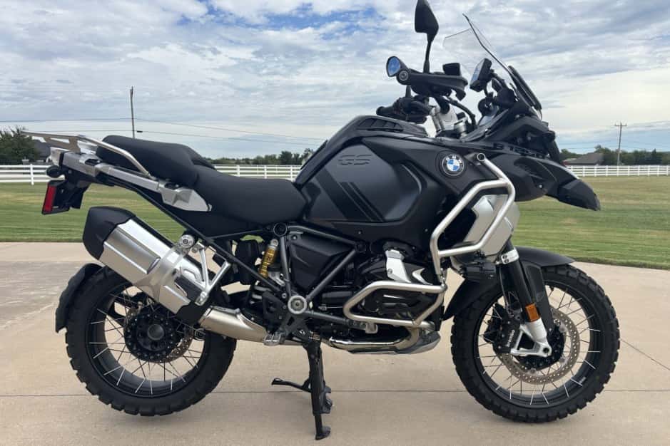 2022 BMW R1250GS sold for $19,750