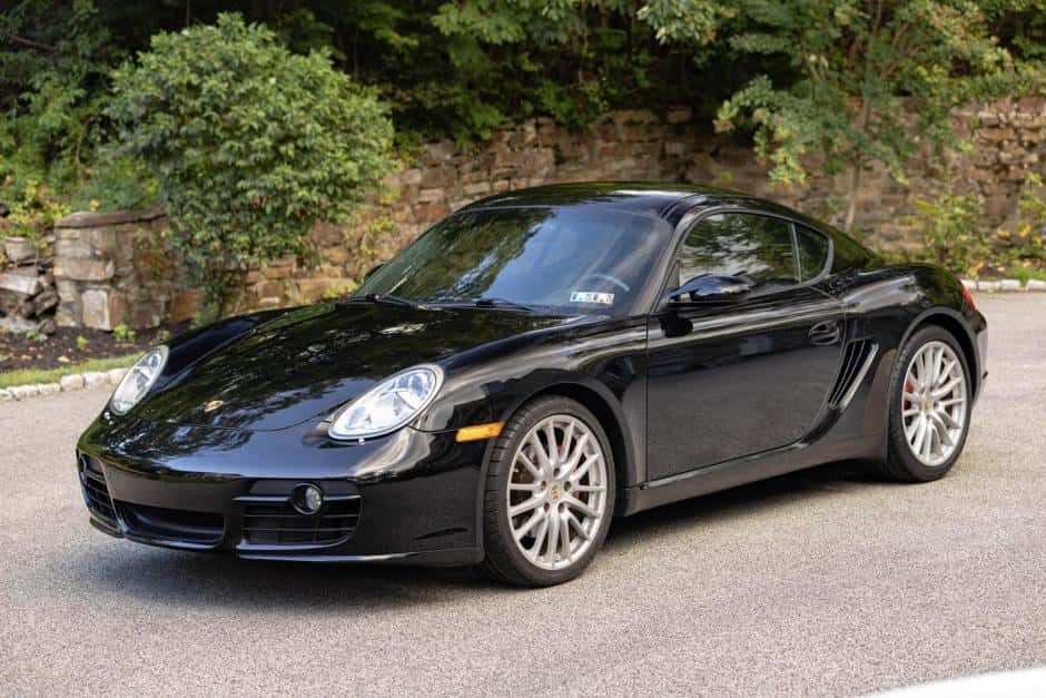 2008 Porsche 987 Cayman sold for $22,500
