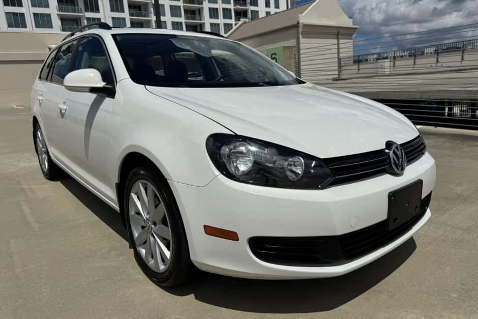 2014 Volkswagen Jetta sold for $8,875