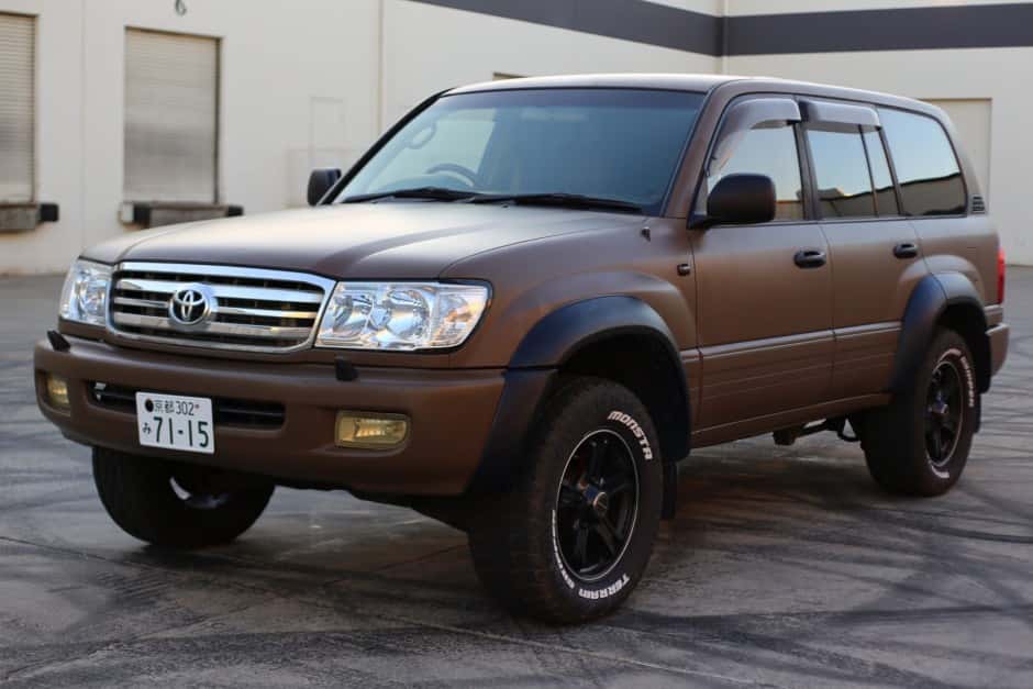 1998 Toyota Land Cruiser 100-Series sold for $13,000