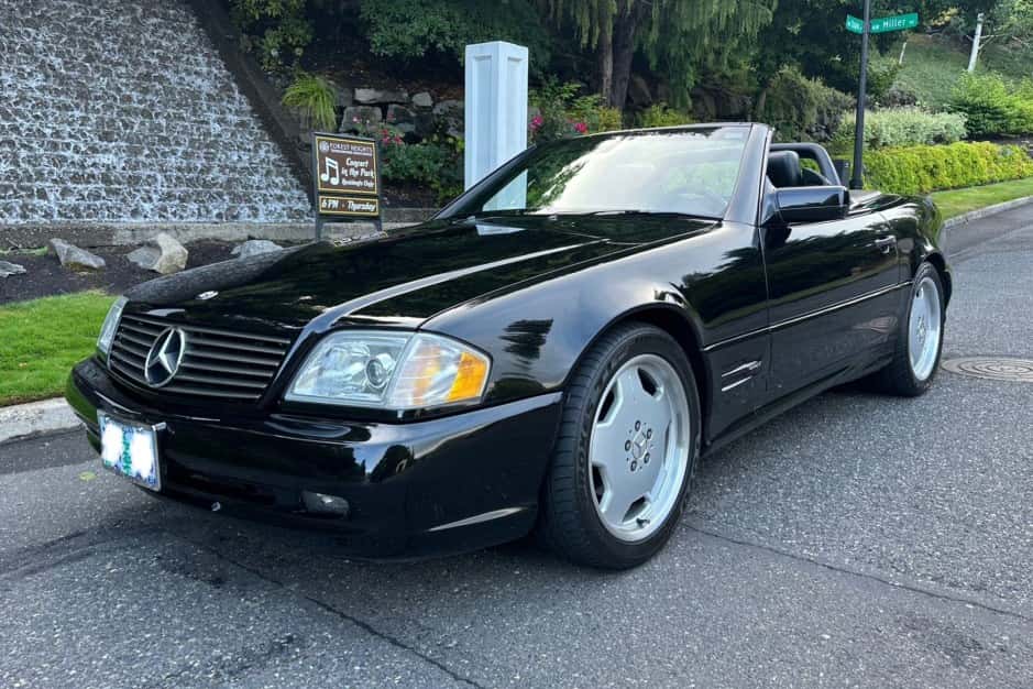 1998 Mercedes-Benz R129 SL sold for $17,500