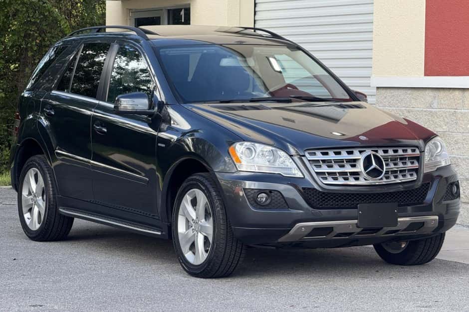 2011 Mercedes-Benz M-Class & GLE-Class sold for $13,750