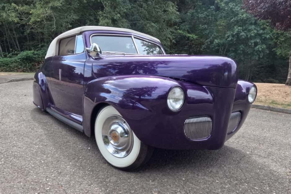 1941 Ford Standard, Deluxe, & Super Deluxe sold for $35,941