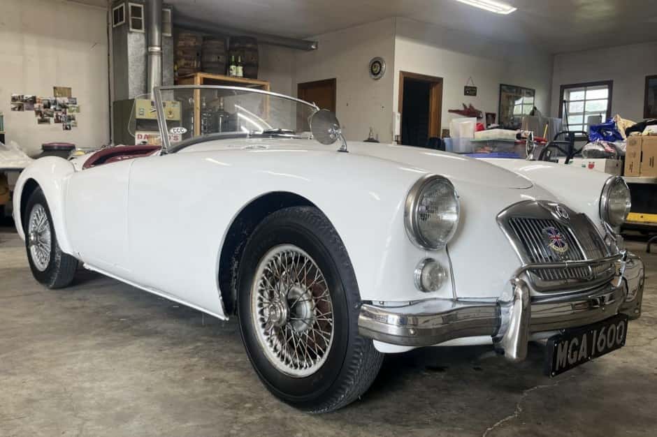 1961 MG MGA sold for $9,300