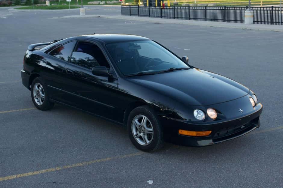 1998 Acura Integra sold for $4,350
