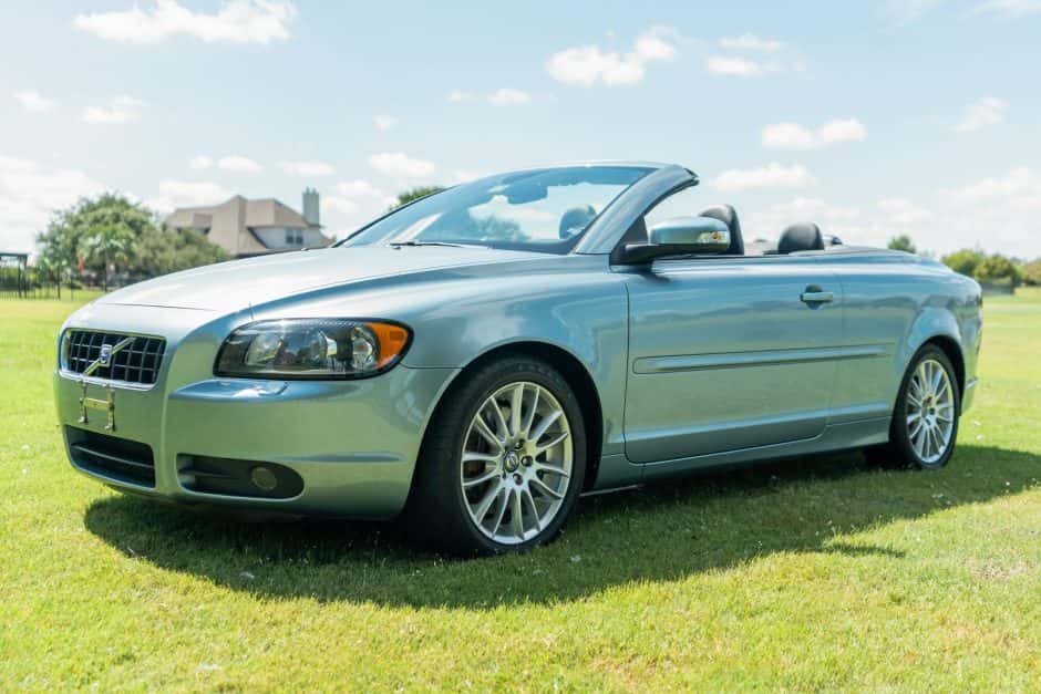 2008 Volvo C70 sold for $10,000