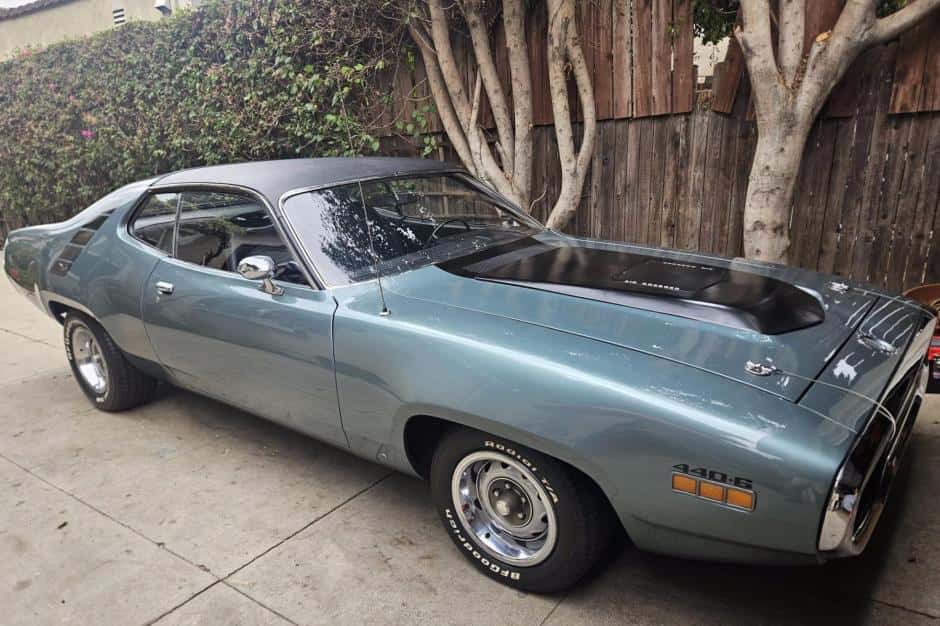 1971 Plymouth Road Runner sold for $50,000