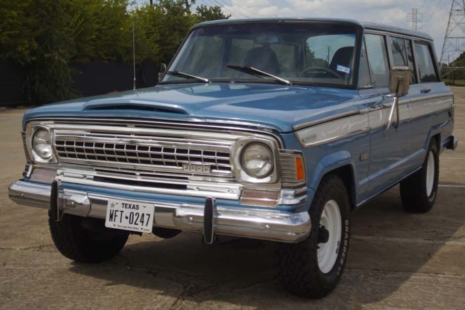 1973 Jeep SJ Wagoneer sold for $14,000