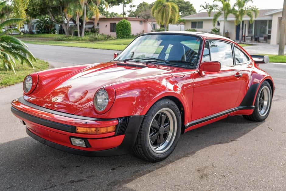 1986 Porsche 930 Turbo sold for $241,000