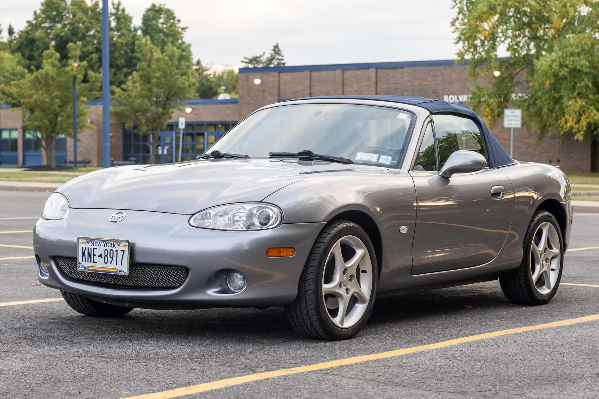 2003 Mazda NB Miata sold for $8,500
